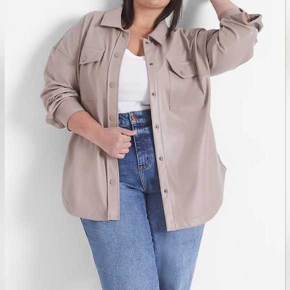 Faux-Leather Jacket, Classic, Size 22/24, Biege, By Lane Bryant - Picture 3 of 5